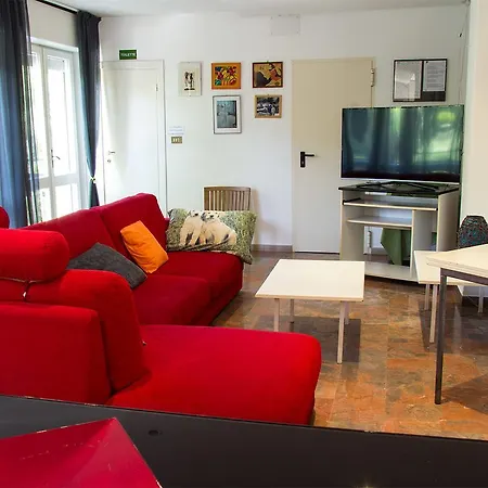 Hotel Viscount-3