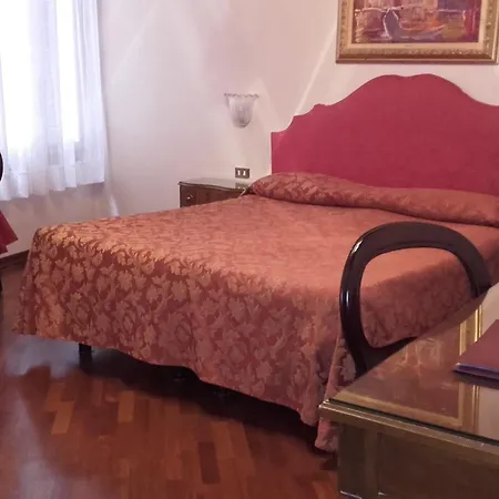 Hotel Piccola Fenice-3