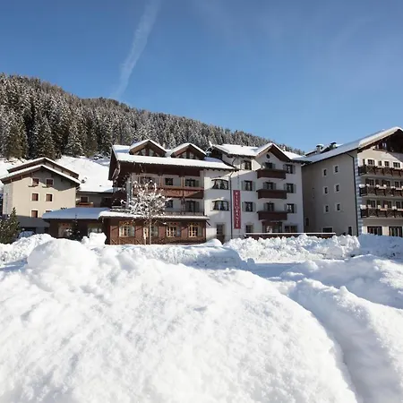 Hotel Baita Fiorita-2