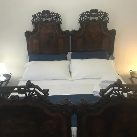 Aragona Rooms-2