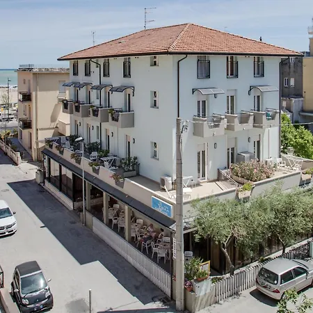 Hotel Villa Dei Gerani-3