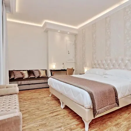 Bq House Colosseum Luxury Rooms-3