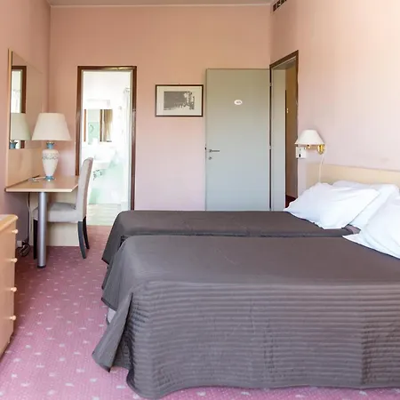 Hotel Gloria-3