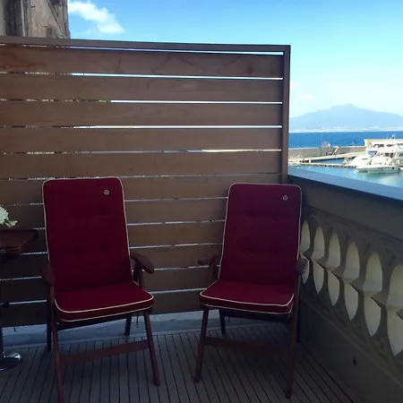 Yacht Club Capo Cervo Suites B&B-2