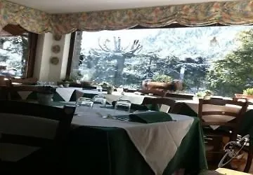 Hotel Chalet Joli-2