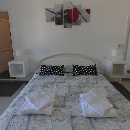 Magnolia Comfort & Rooms-3