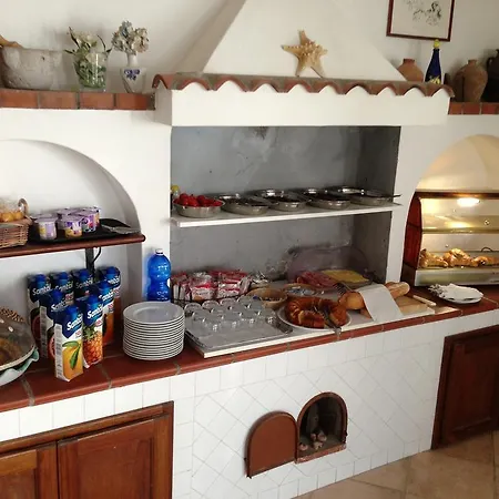 Mediterraneo Bed & Breakfast-3