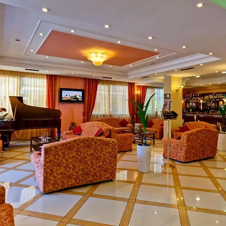 Hotel La Perla-3