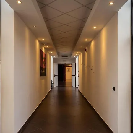 Manhattan Village Hotel-2