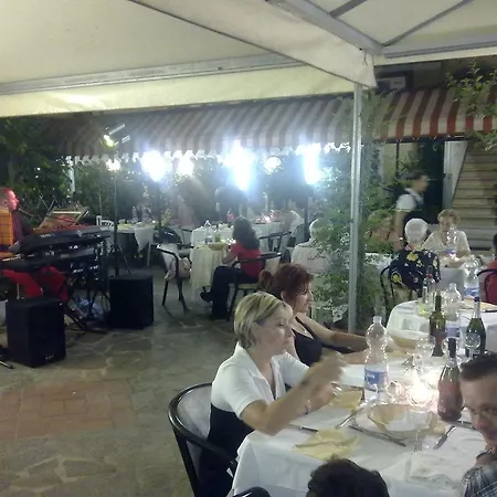 Hotel Tonfoni-3
