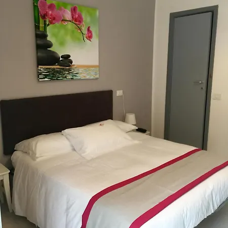 Hotel Spot Varazze-3