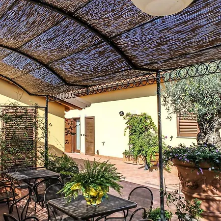 La Terrazza di Castiglione APPARTAMENTI VACANZA-2