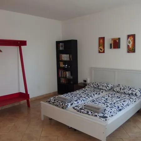 Casa D'Oro Rooms-3
