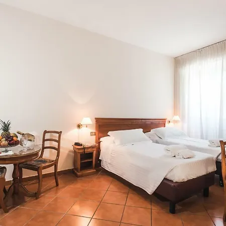 Hotel San Bernardo-2