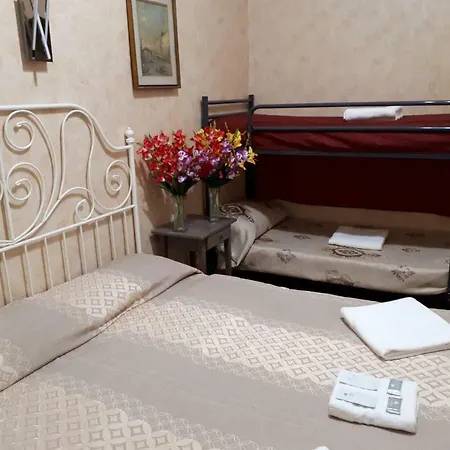 Renting Rooms-3