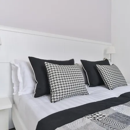 Lata Luxury Rooms-2