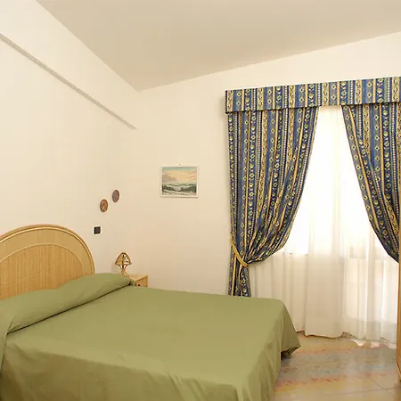 Aparthotel Poggio Di Tropea-3
