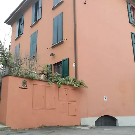 All' Ombra Del Portico-2