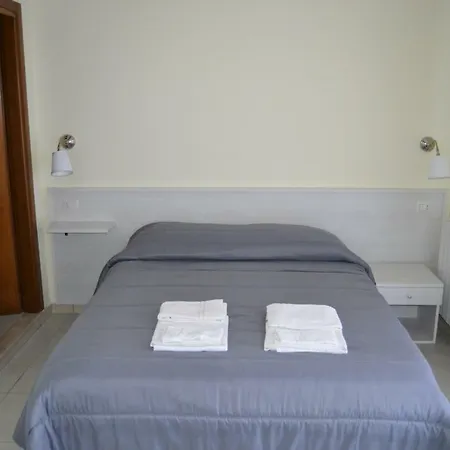Guesthouse Holiday Formia Beach-3