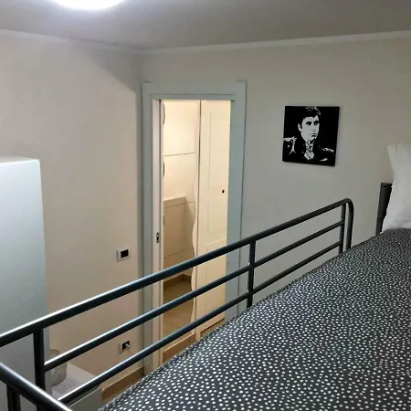 Fashion Guest House-3
