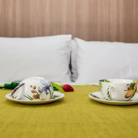 Le Affacciate Bruzie Home Guest House-2