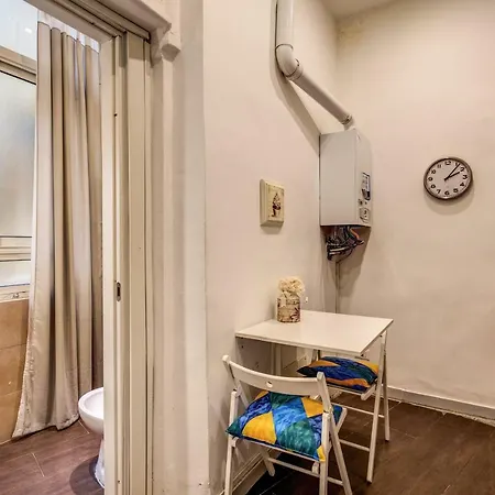 Guest House O Affittacamere La Civetta Di Trastevere B-2