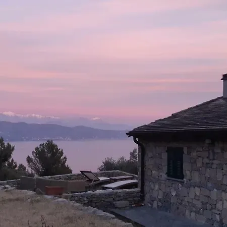La Martina Portovenere Trekking Cottage-2