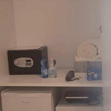 Tamb&B1 Deluxe Twin And Or Double Room With Private Bathroom-2