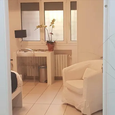 Tamb&B2 Superior Double Room With Private Bathroom-2