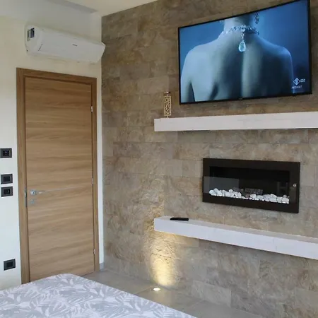 Villa Martina Luxury Rooms-2