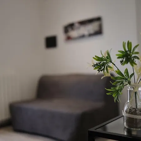 Cavour37 Rooms-3