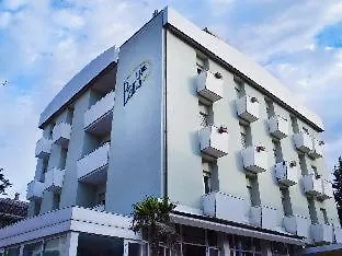 Hotel Bamby-3