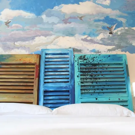 Urban Pop Bnb-3