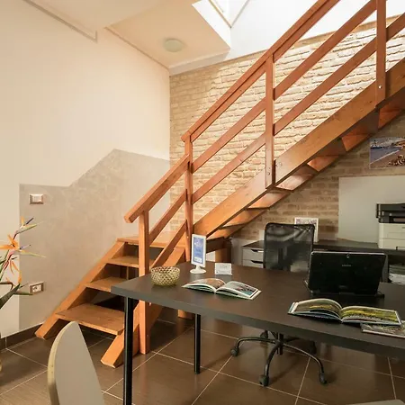 Civico 64 Bed&Breakfast in mansarda-3