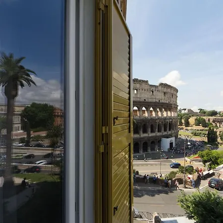 B&B Colosseo Panoramic Rooms-3