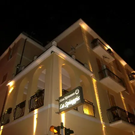 Hotel La Spiaggia-3