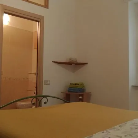 Cisanello Guesthouse-3