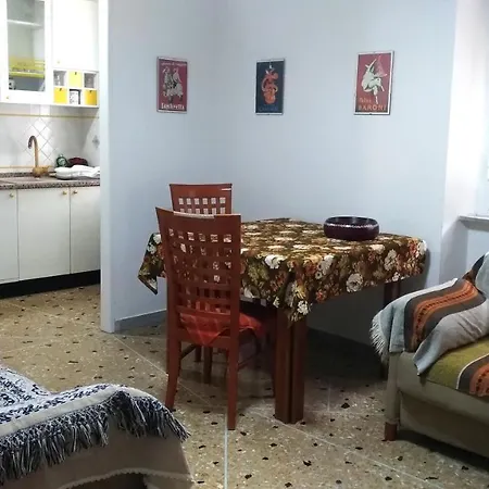 Cisanello Guesthouse-2