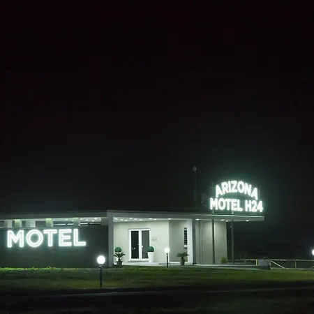 Arizona Motel-2