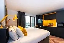 Staycity Aparthotel Mestre-3