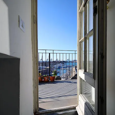 La Superba Rooms & Breakfast-2