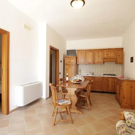 Baia Di Campi-3