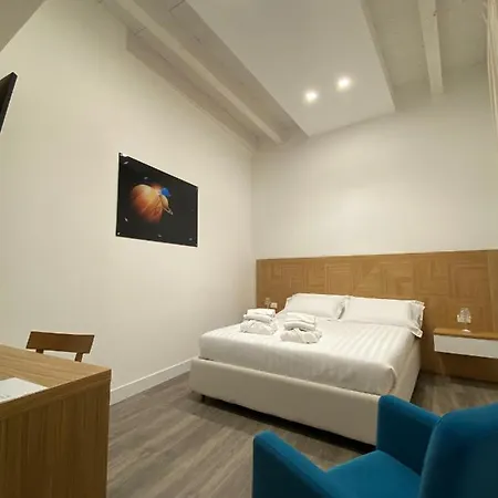 Star Suite-3
