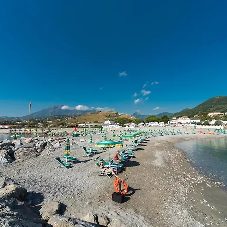 Hotel delle Stelle Beach Resort-2