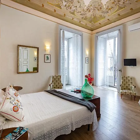 Acanthus B&B-2