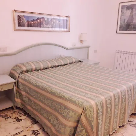 Gioia Guest House Rome-3