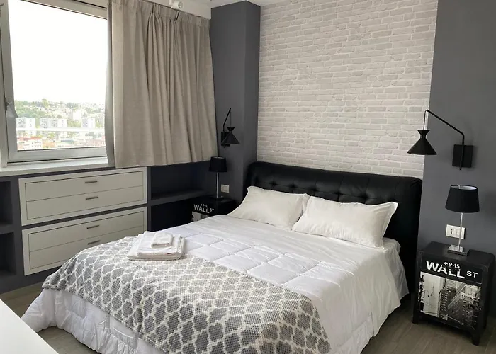 2B Fifteen Floor Suite Napoli