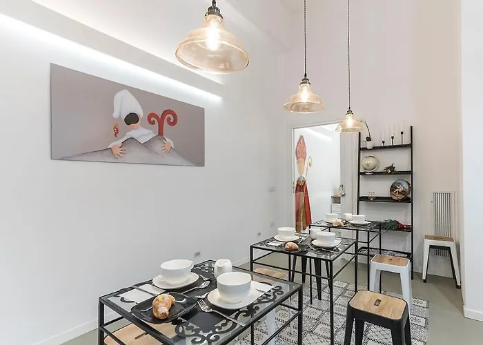 A Misura Duomo Rooms & Apartment - Ls Accommodations Neapol