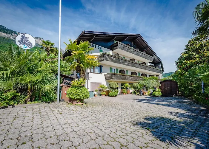 Hotel Pension Rechtenthal Termeno