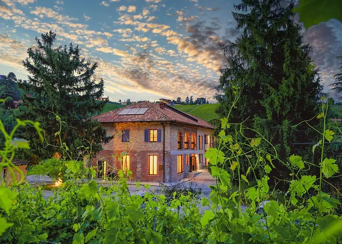 Hôtels à Canelli